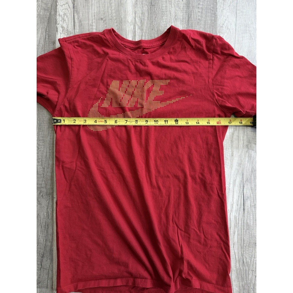 Nike The Nike Tee Youth Red Solid Crew‎ Neck Short Sleeve Logo T-Shirt Size Smal - Picture 6 of 9